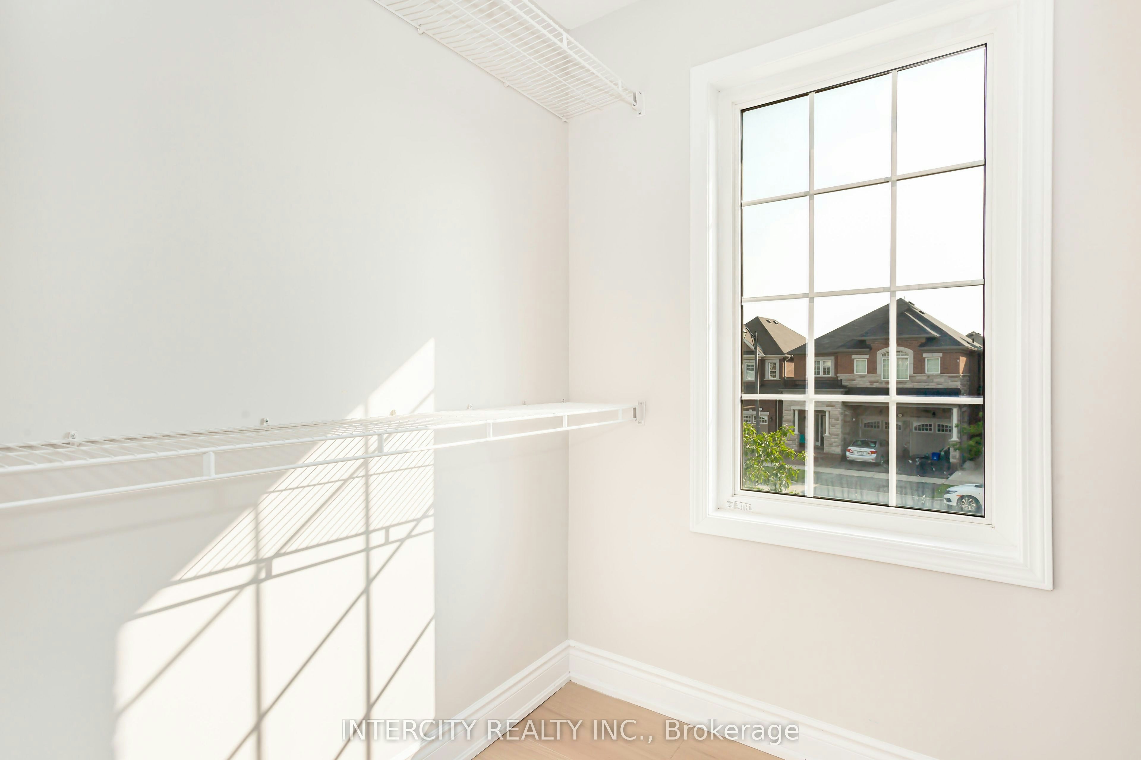 689 Ambroise Crescent N, Milton, ON, L9T 0M4 - 36