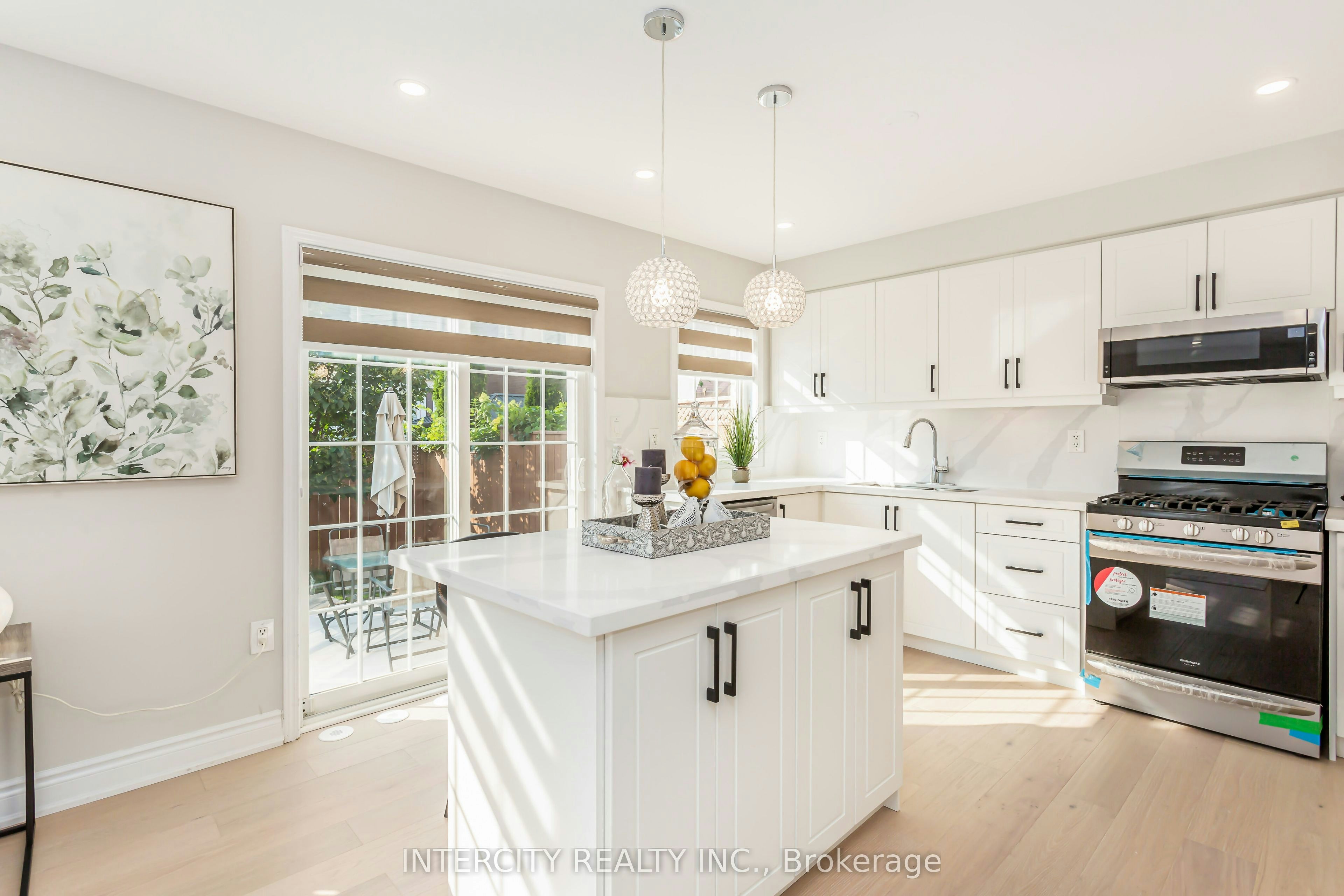 689 Ambroise Crescent N, Milton, ON, L9T 0M4 - 29