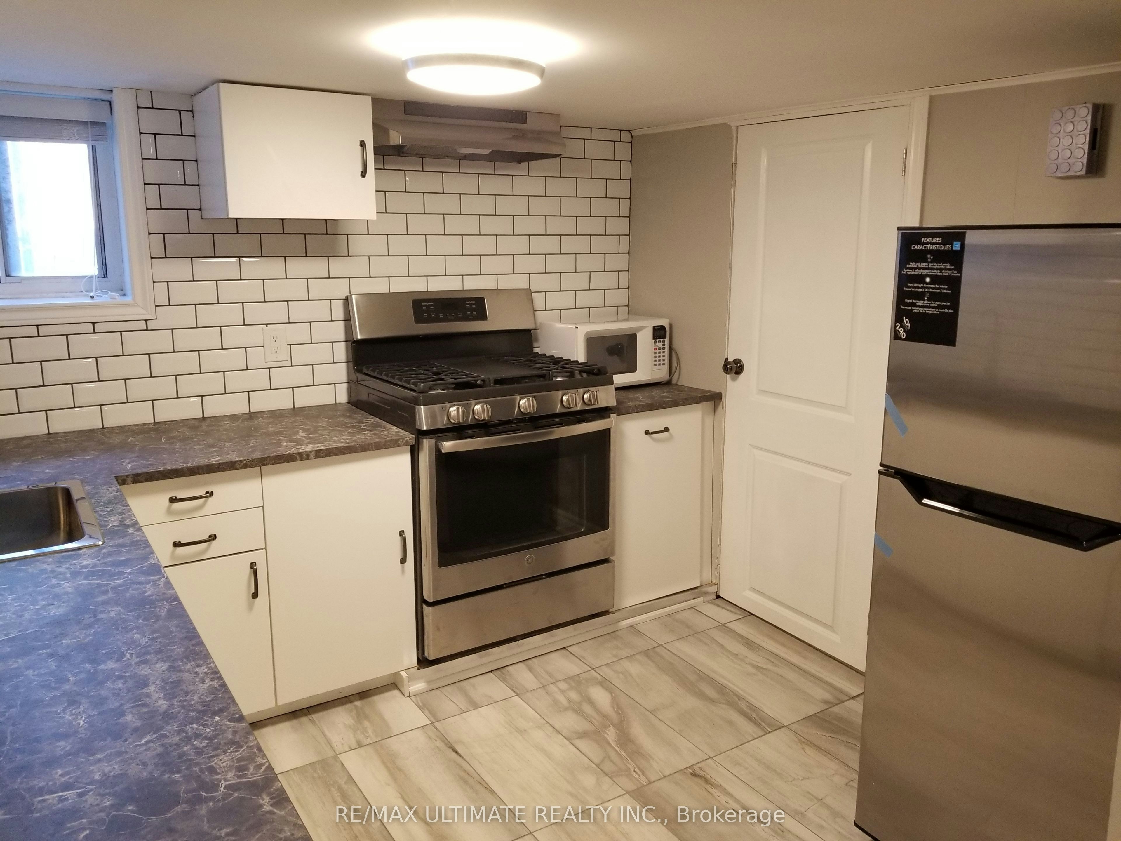 Lower-1133 Dufferin Street, Toronto, ON, M6H 4B7 - 2