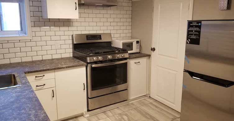 Lower-1133 Dufferin Street, Toronto, ON, M6H 4B7 - 2
