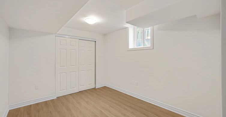 Bsmt-2900 Tradewind Drive, Mississauga, ON, L5N 6L2 - 12