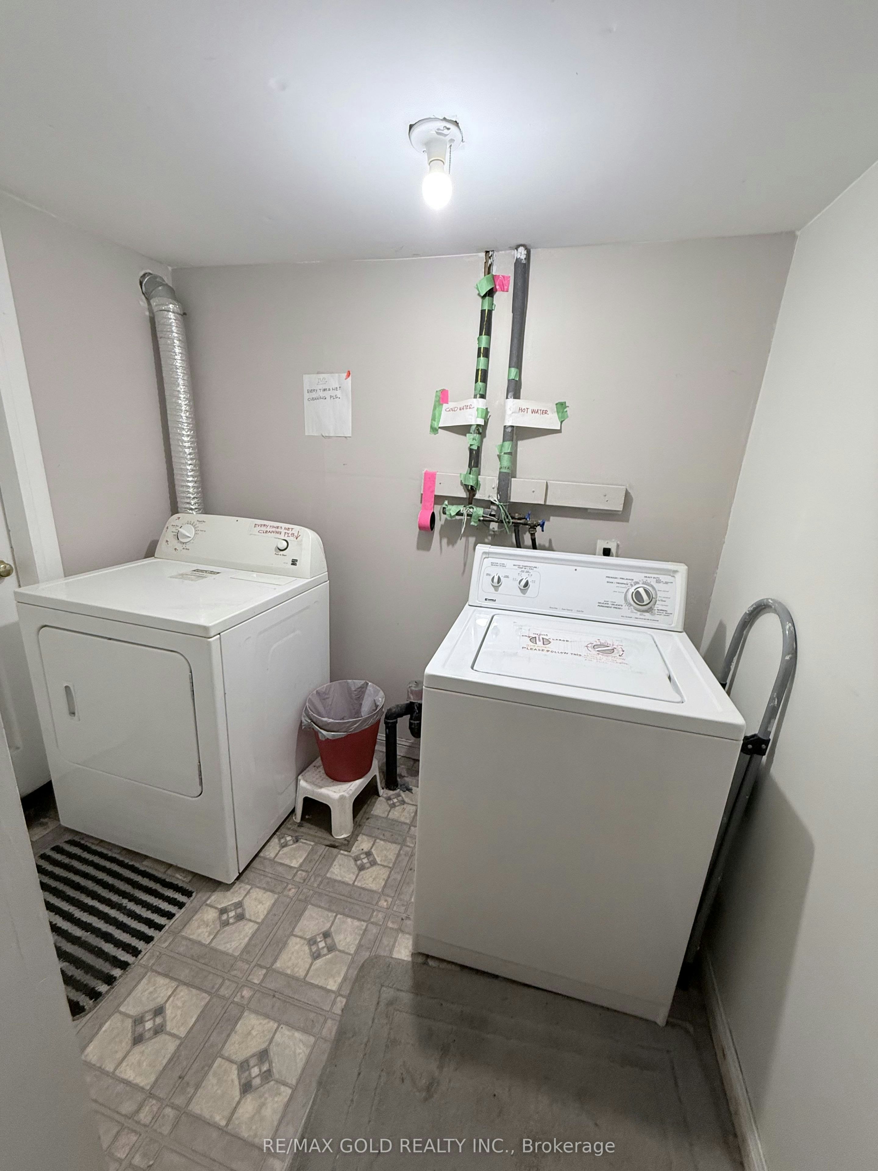 24 Junction Crescent, Brampton, ON, L7A 2G6 - 16