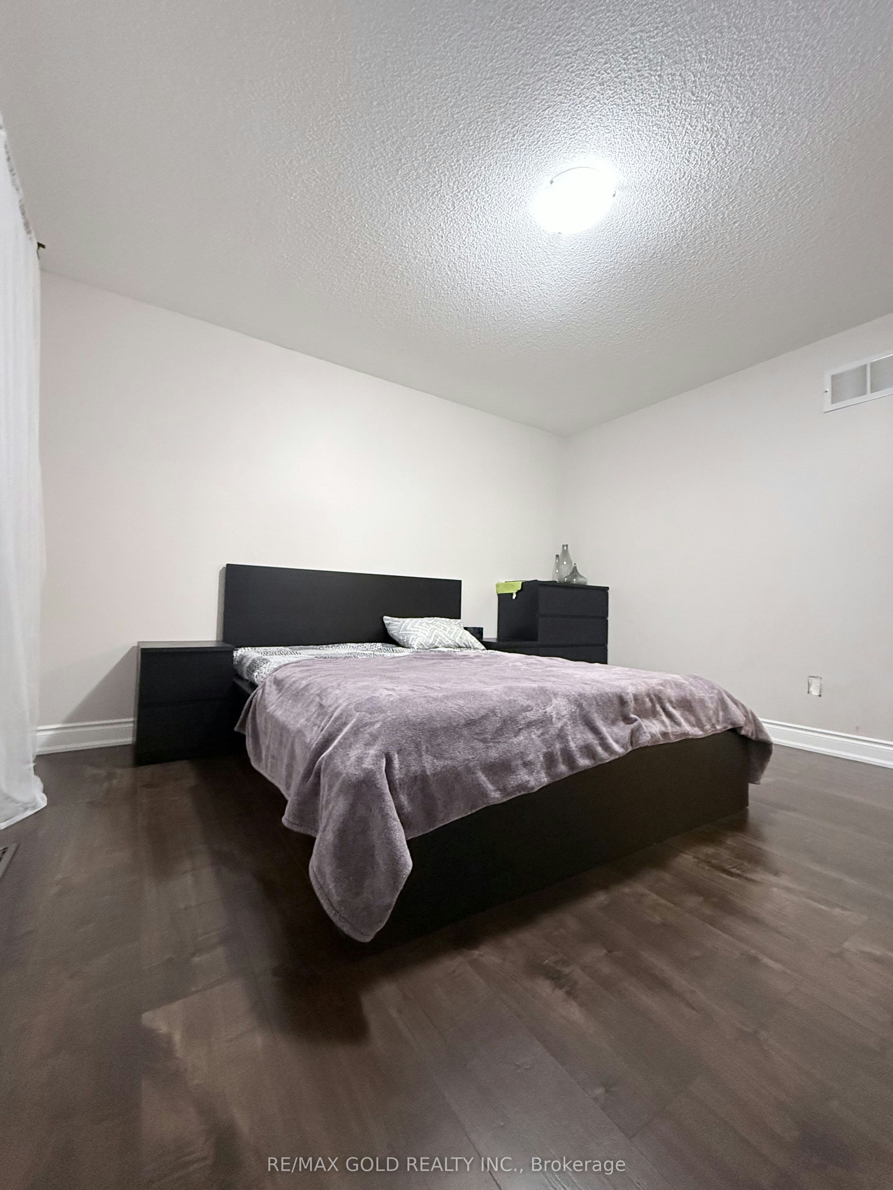 24 Junction Crescent, Brampton, ON, L7A 2G6 - 13