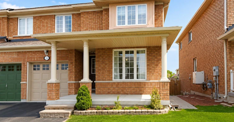 24 Junction Crescent, Brampton, ON, L7A 2G6