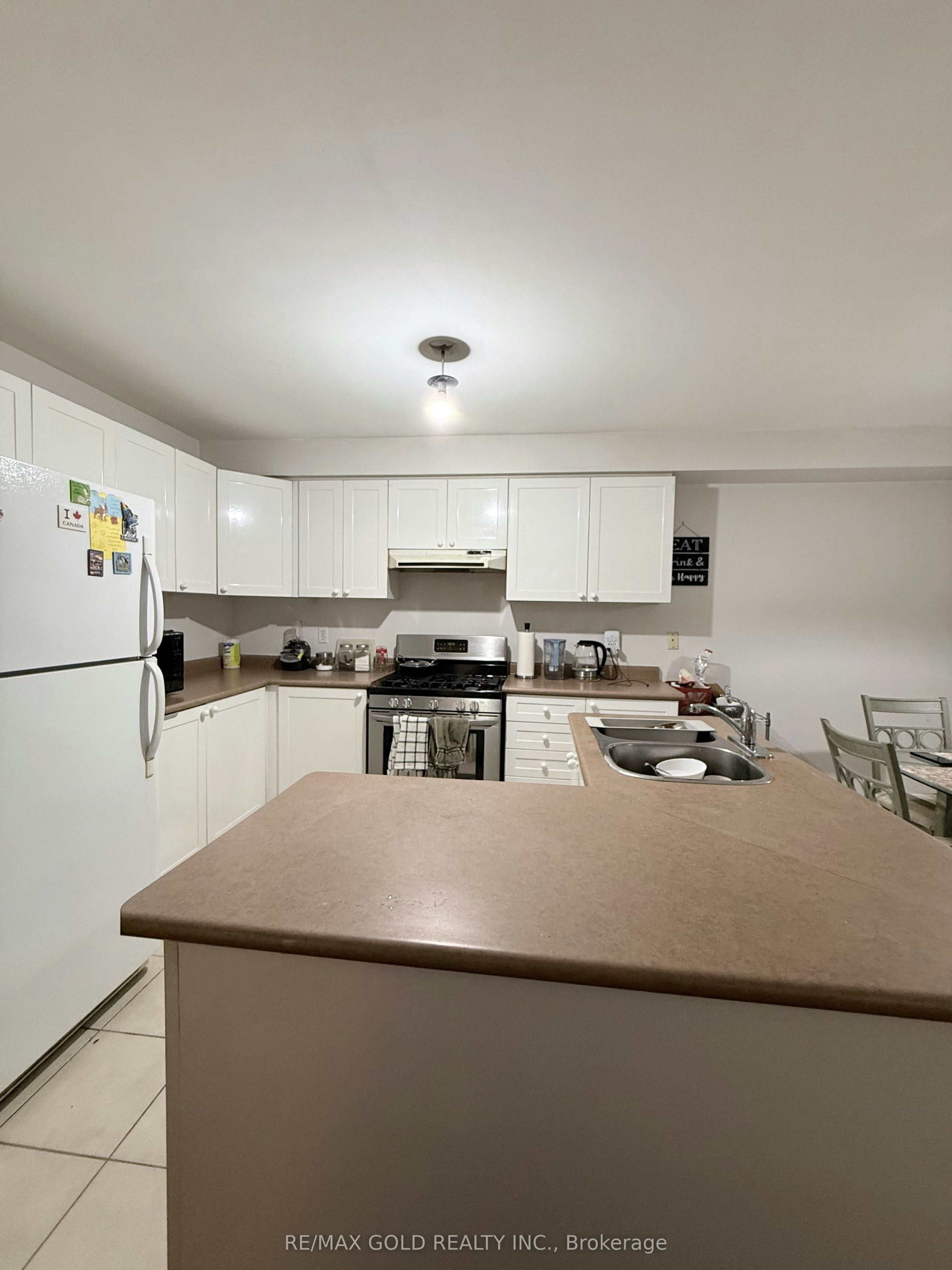 24 Junction Crescent, Brampton, ON, L7A 2G6 - 6