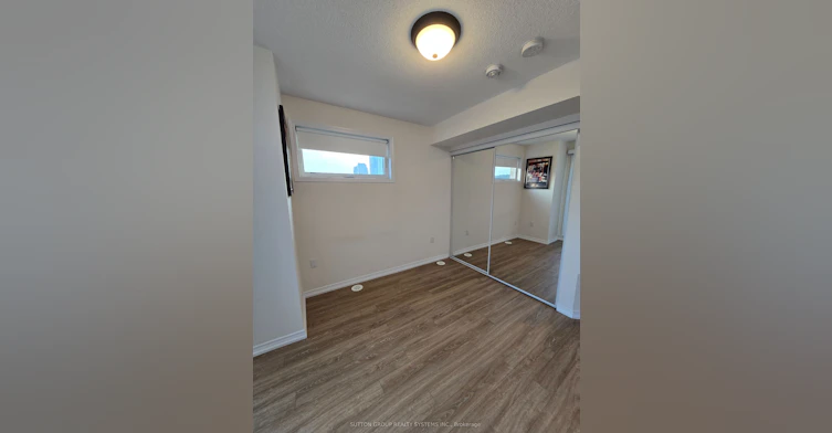 126-34 Fieldway Road, Toronto, ON, M8Z 0E3 - 12