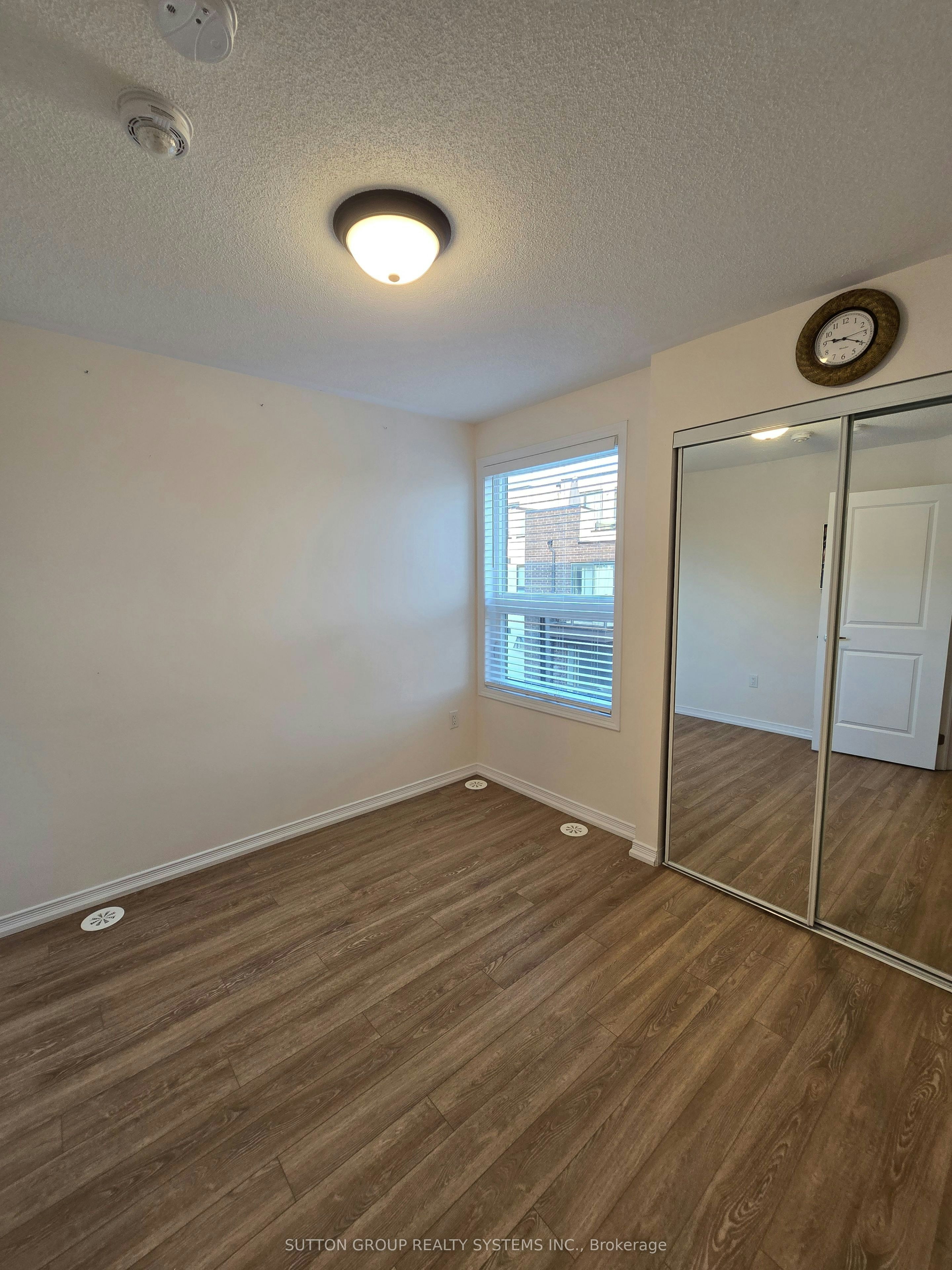 126-34 Fieldway Road, Toronto, ON, M8Z 0E3 - 15