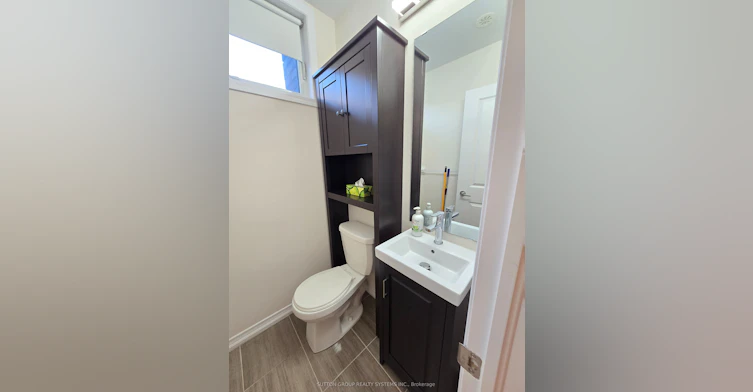 126-34 Fieldway Road, Toronto, ON, M8Z 0E3 - 9