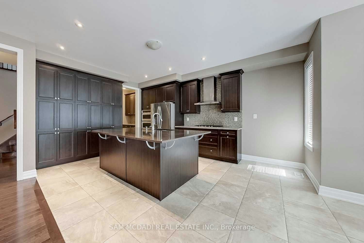 Upper-190 Culp Trail, Oakville, ON, L6M 0W2 - 7