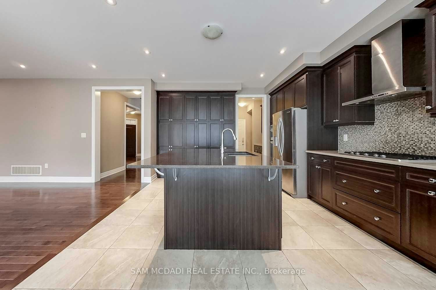Upper-190 Culp Trail, Oakville, ON, L6M 0W2 - 8