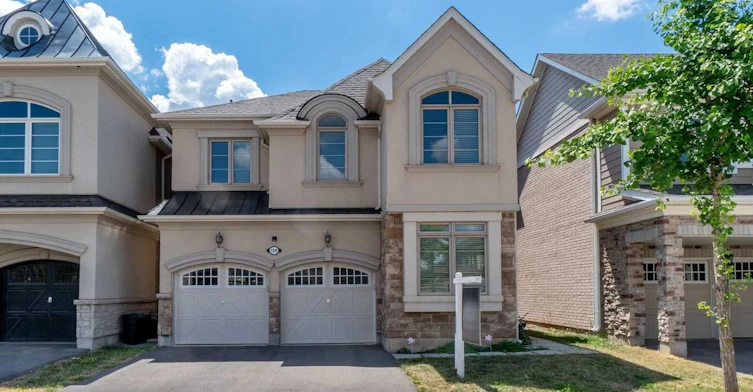 Upper-190 Culp Trail, Oakville, ON, L6M 0W2