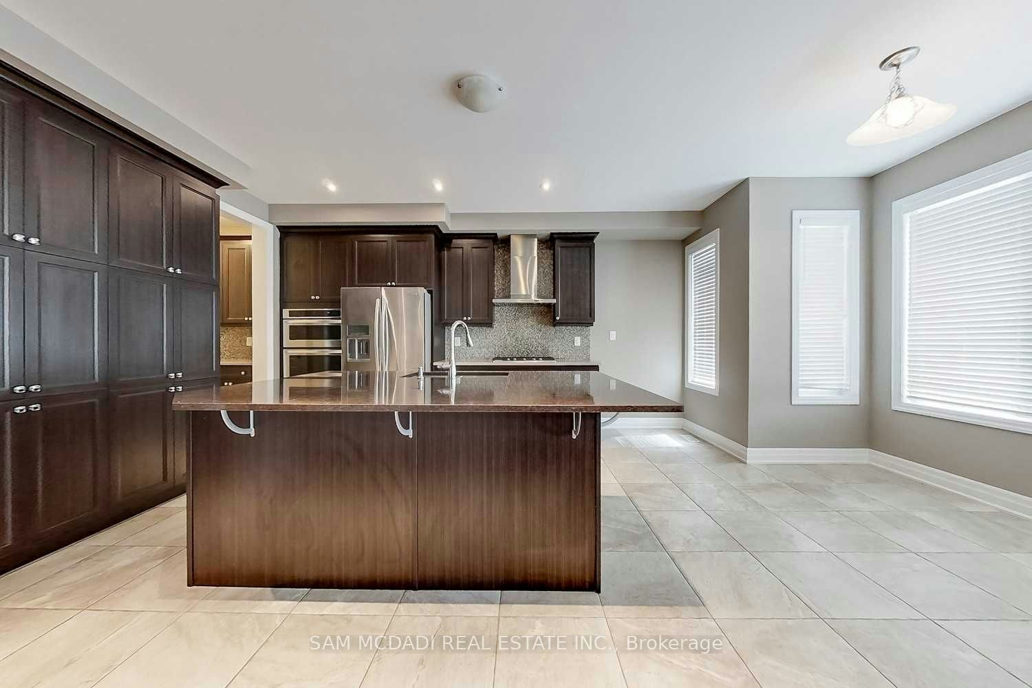 Upper-190 Culp Trail, Oakville, ON, L6M 0W2 - 6