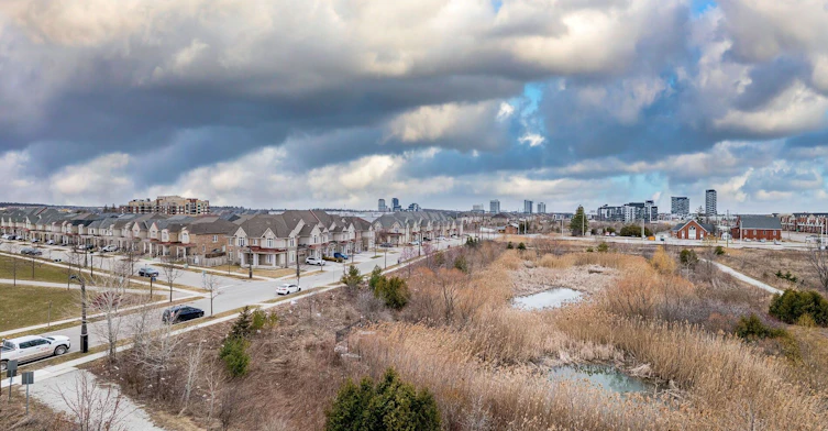 409-50 Kaitting Trail, Oakville, ON, L6M 5N3 - 30