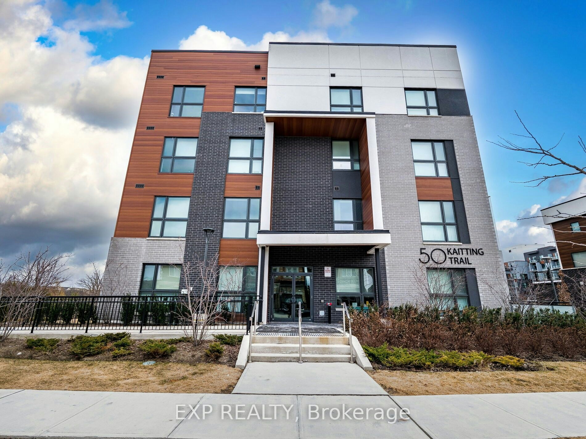409-50 Kaitting Trail, Oakville, ON, L6M 5N3 - 3