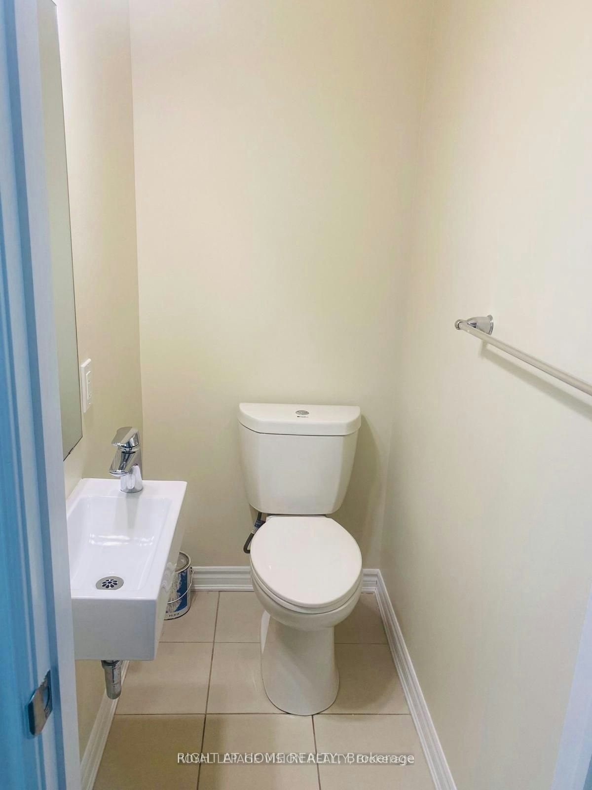 24-85 Eastwood Park Gardens, Toronto, ON, M8W 0B2 - 5