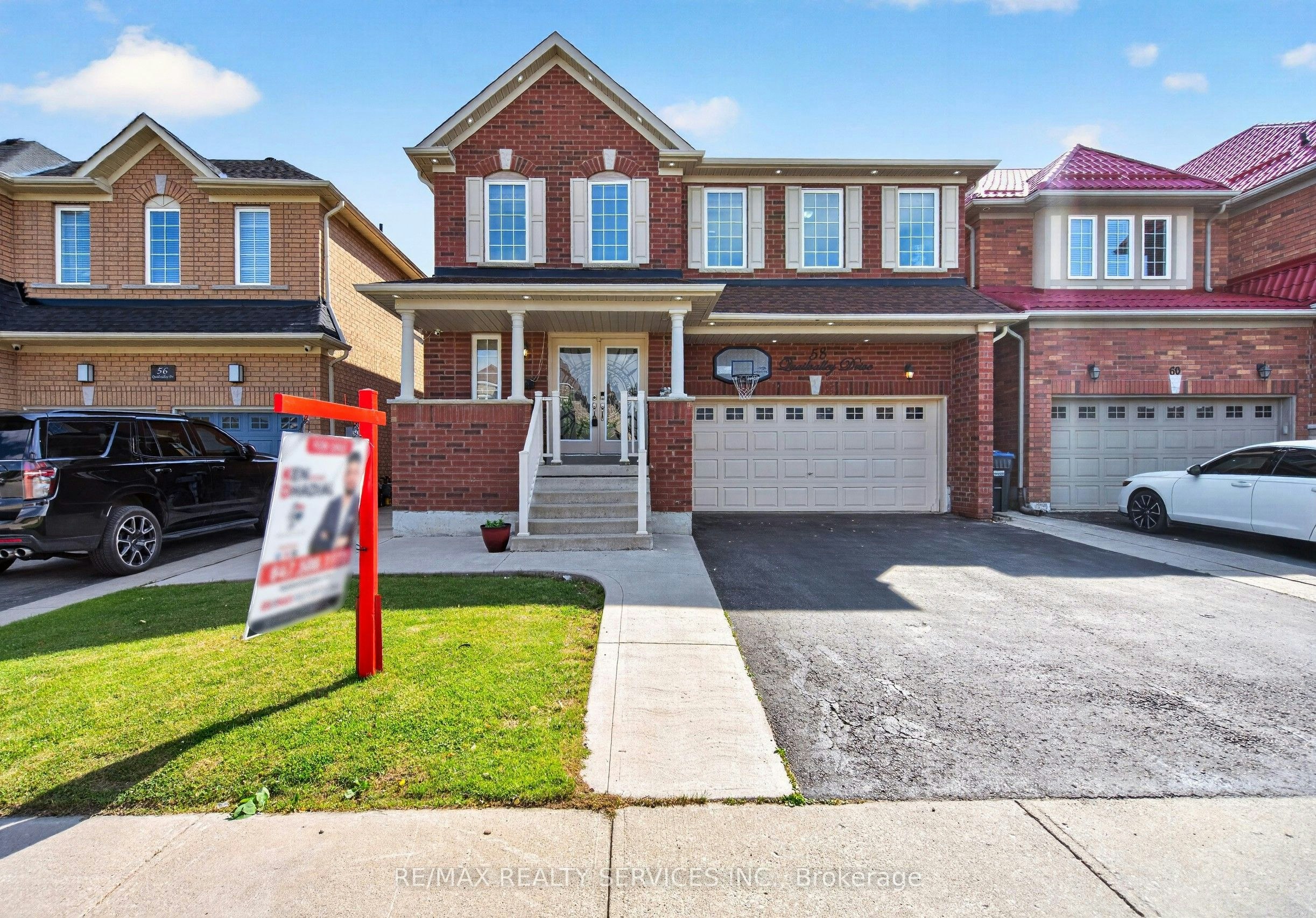 58 Quailvalley Drive, Brampton, ON, L6R 0N4