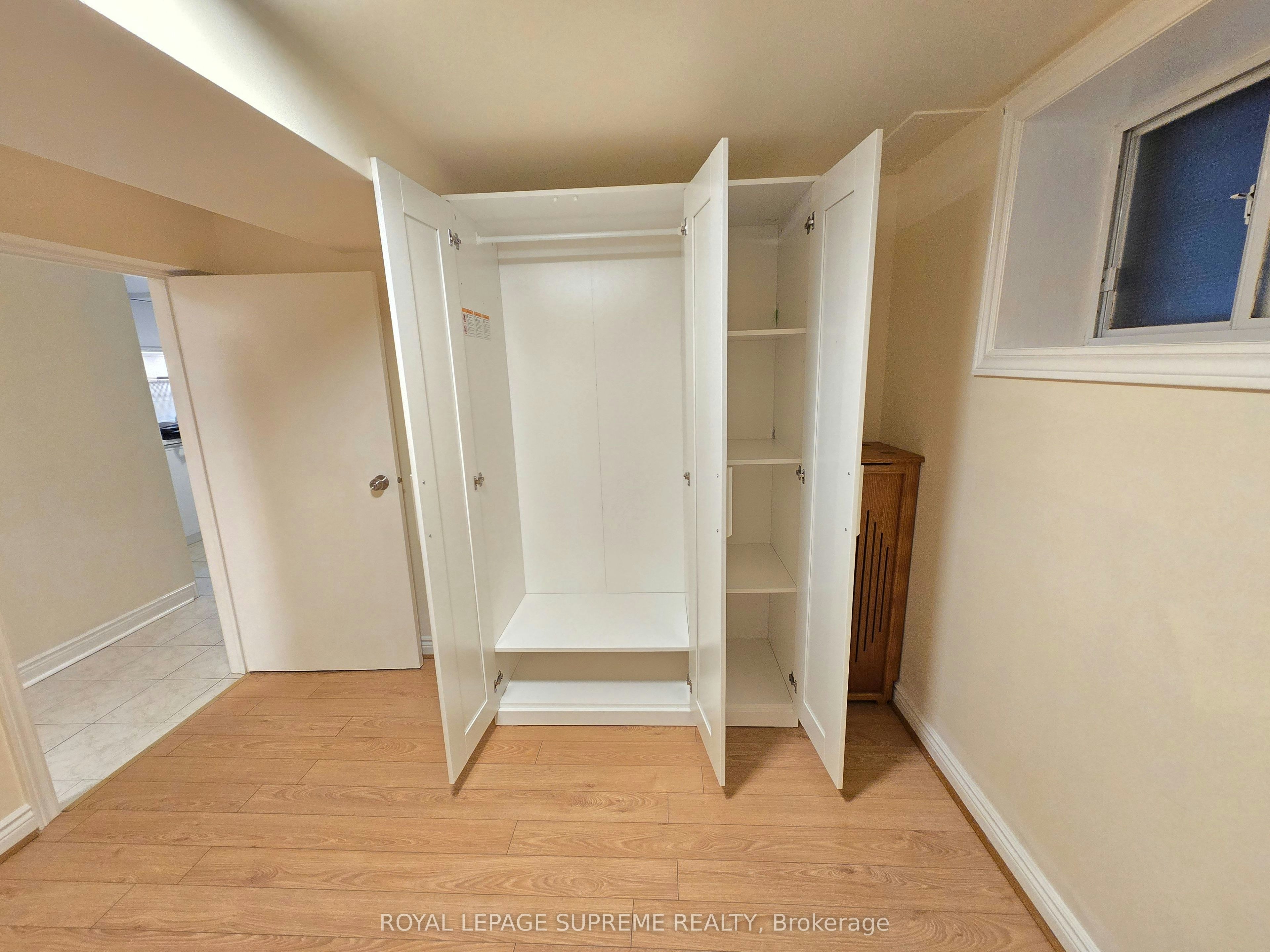 Basement-20 Edna Avenue, Toronto, ON, M6P 1B8 - 16