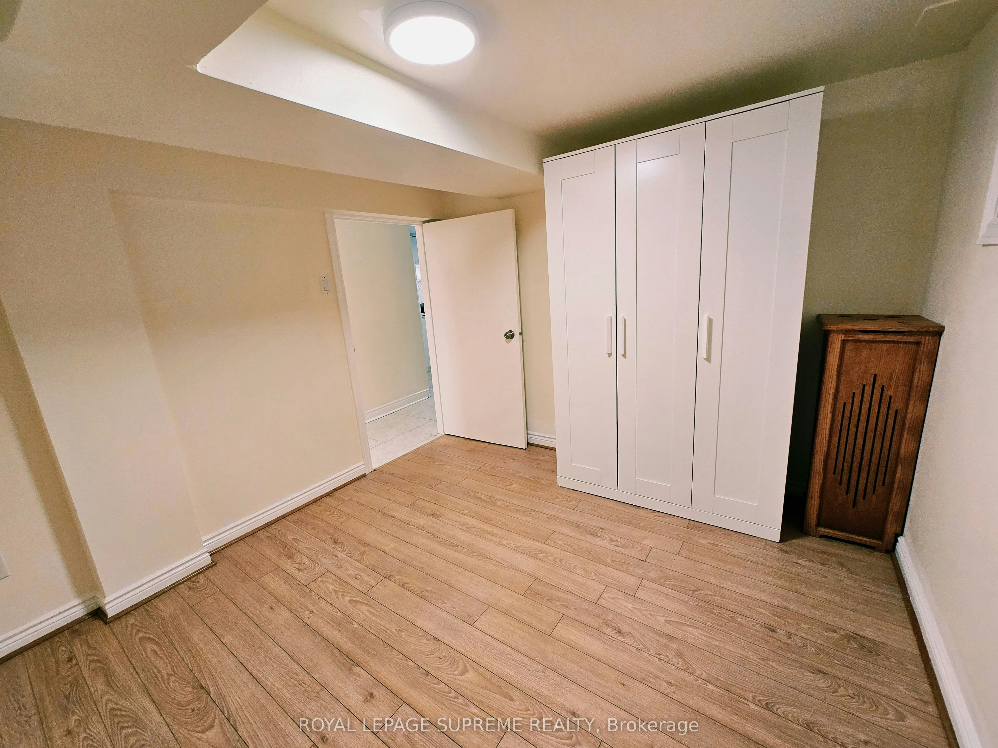 Basement-20 Edna Avenue, Toronto, ON, M6P 1B8 - 2
