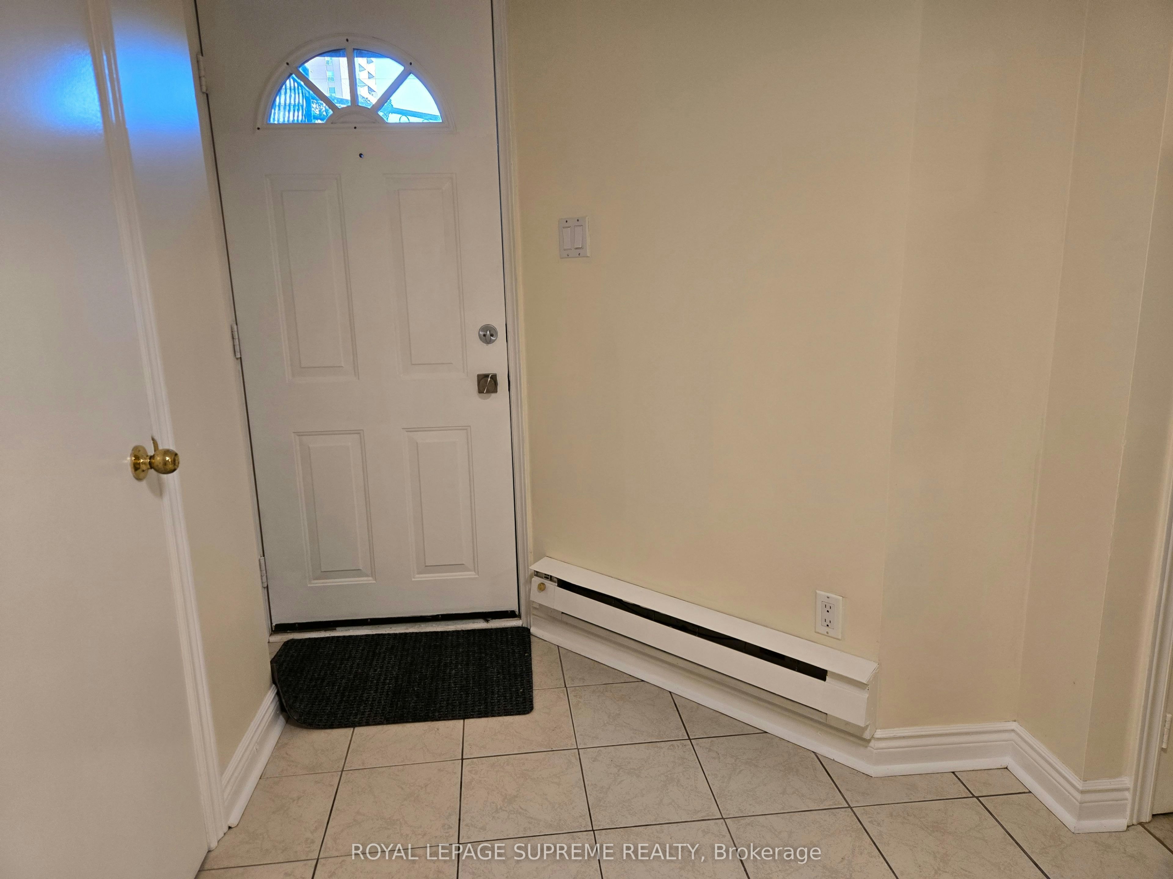 Basement-20 Edna Avenue, Toronto, ON, M6P 1B8 - 5