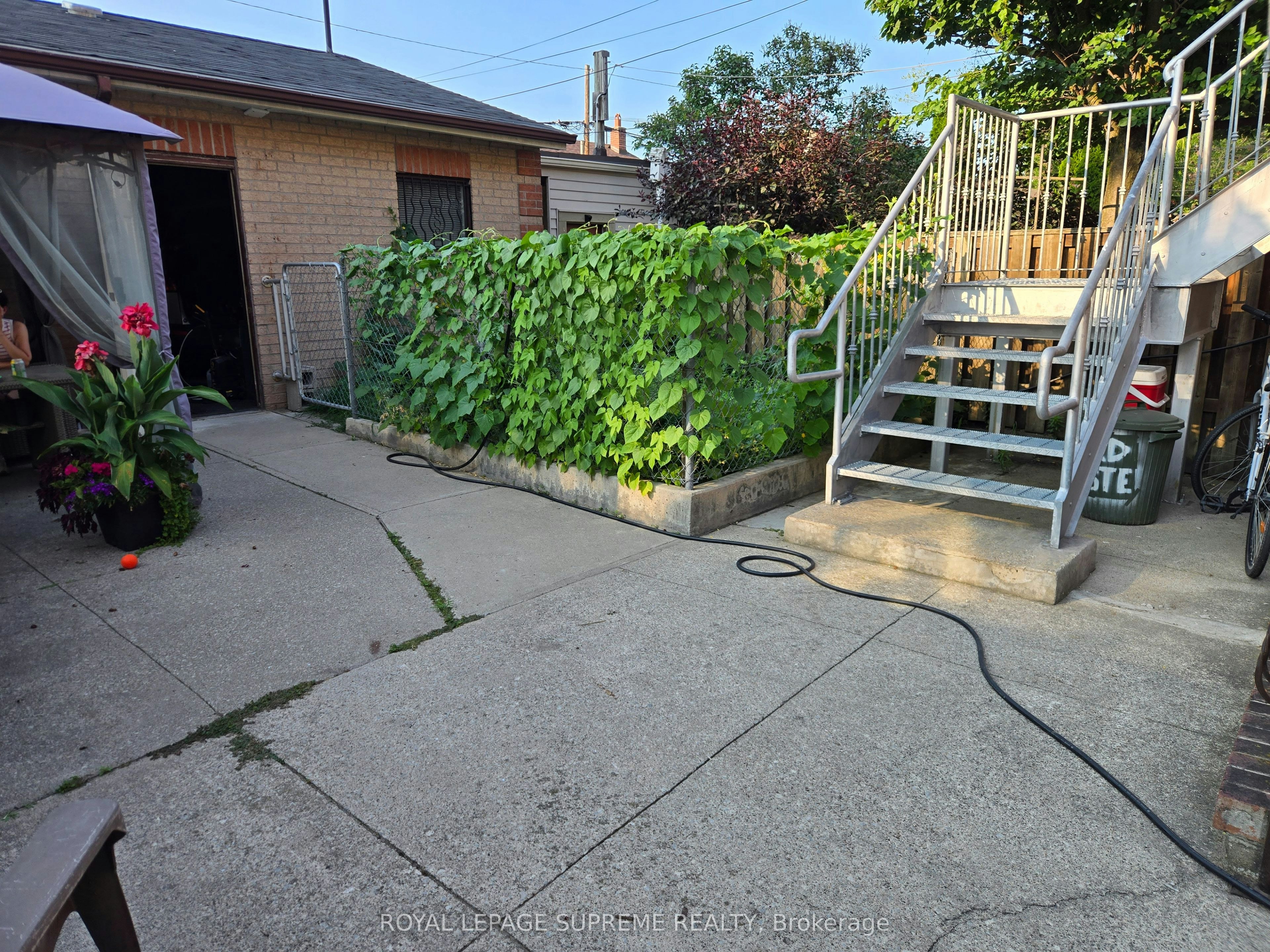 Basement-20 Edna Avenue, Toronto, ON, M6P 1B8 - 24
