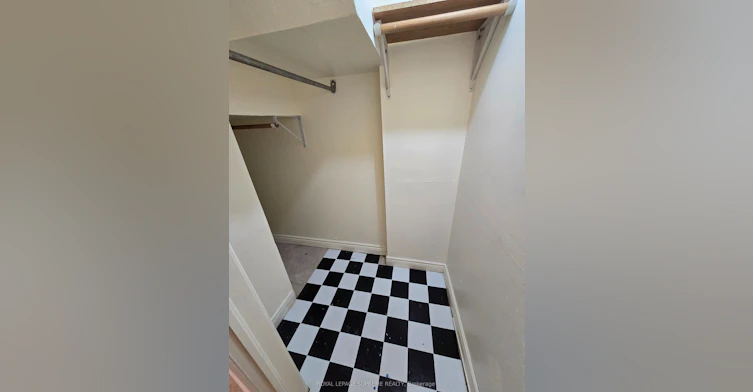 Basement-20 Edna Avenue, Toronto, ON, M6P 1B8 - 11