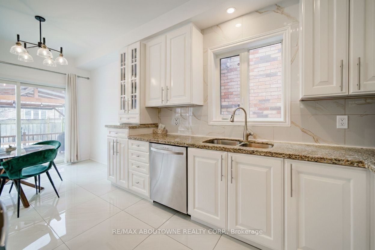 UPPER-3339 Ruth Fertel Drive, Mississauga, ON, L5M 0H6 - 13