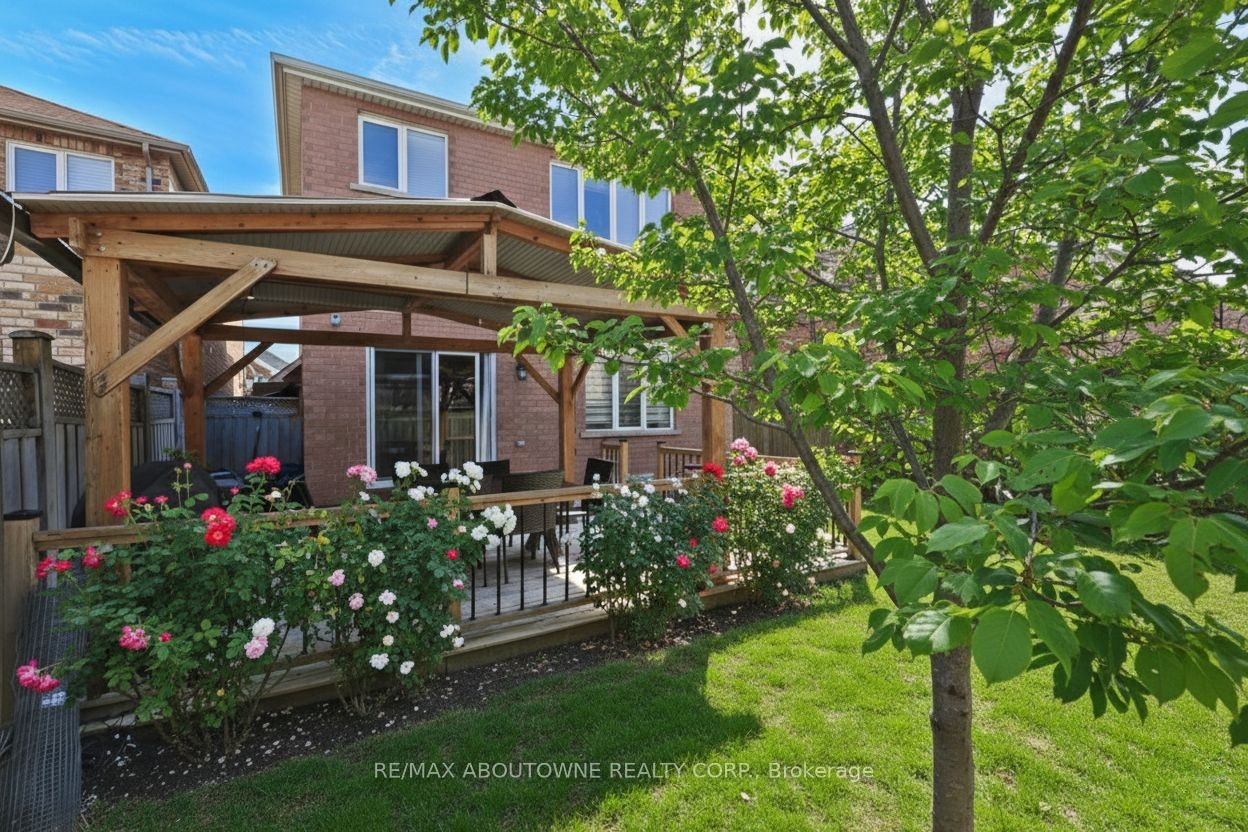 UPPER-3339 Ruth Fertel Drive, Mississauga, ON, L5M 0H6 - 2