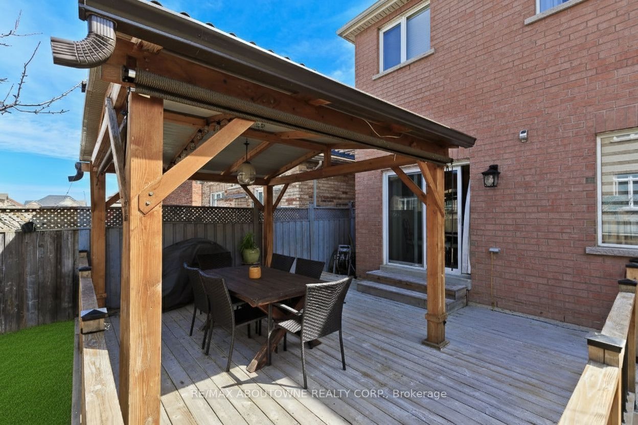 UPPER-3339 Ruth Fertel Drive, Mississauga, ON, L5M 0H6 - 3