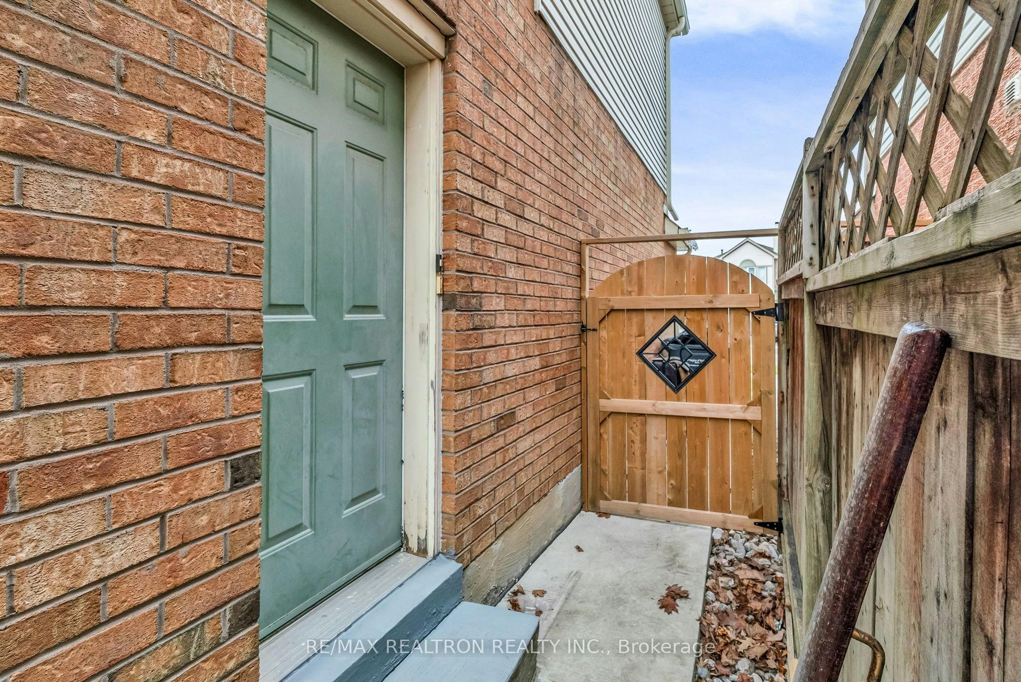89 Beaconsfield Avenue, Brampton, ON, L6Y 4R6 - 43
