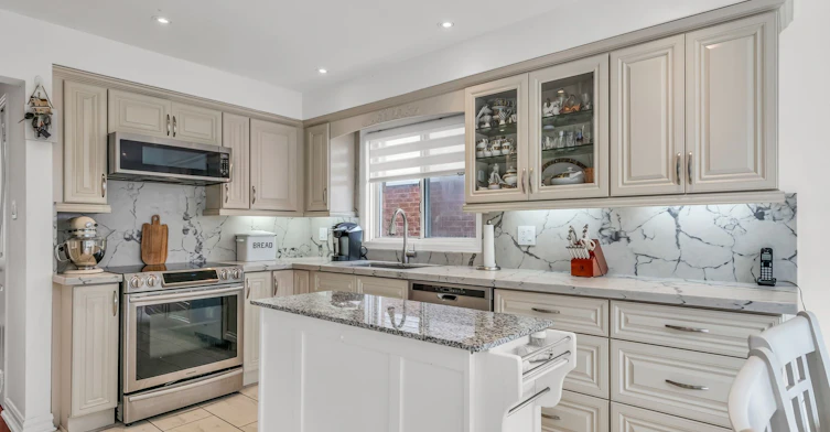 89 Beaconsfield Avenue, Brampton, ON, L6Y 4R6 - 16
