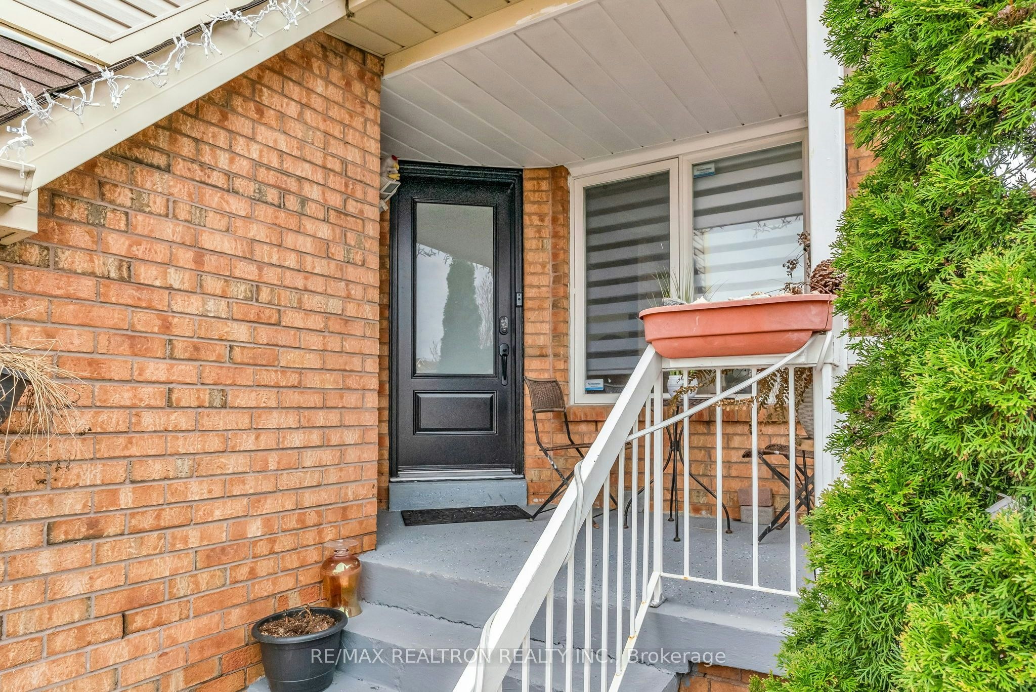 89 Beaconsfield Avenue, Brampton, ON, L6Y 4R6 - 3