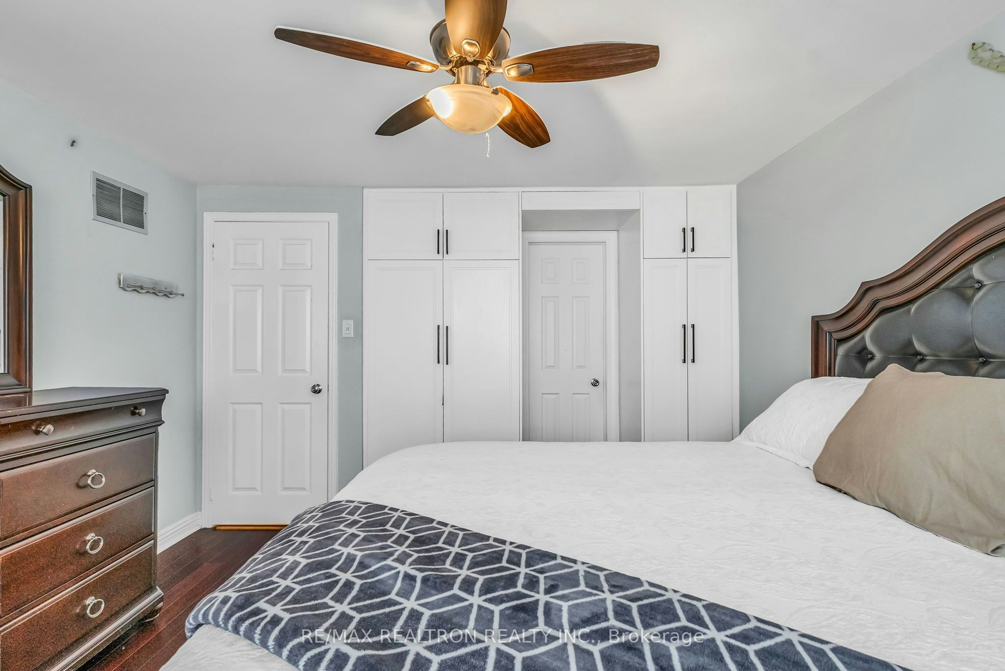 89 Beaconsfield Avenue, Brampton, ON, L6Y 4R6 - 30