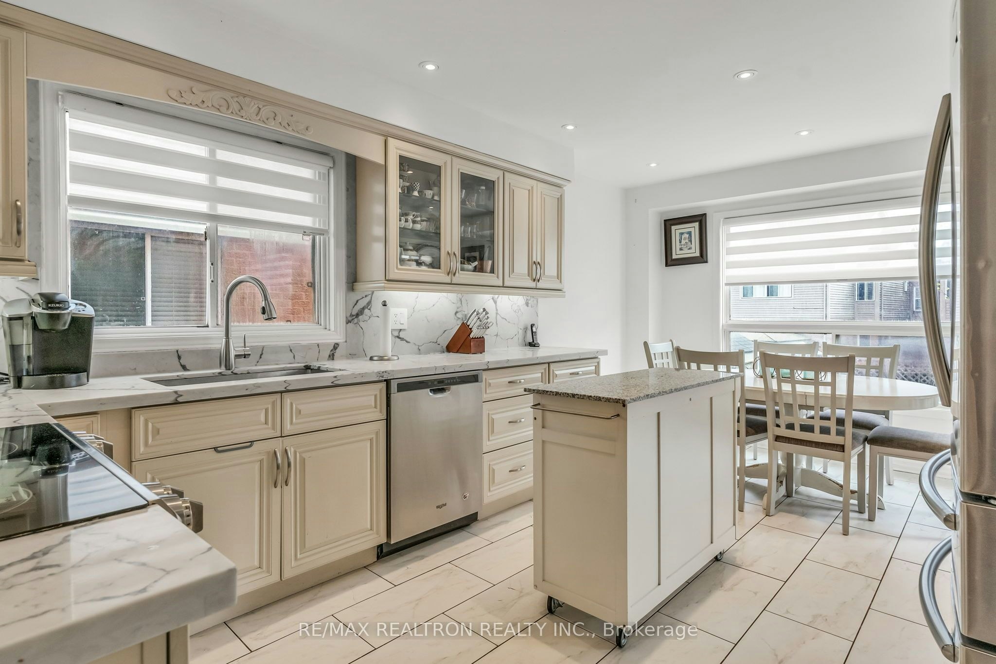 89 Beaconsfield Avenue, Brampton, ON, L6Y 4R6 - 12
