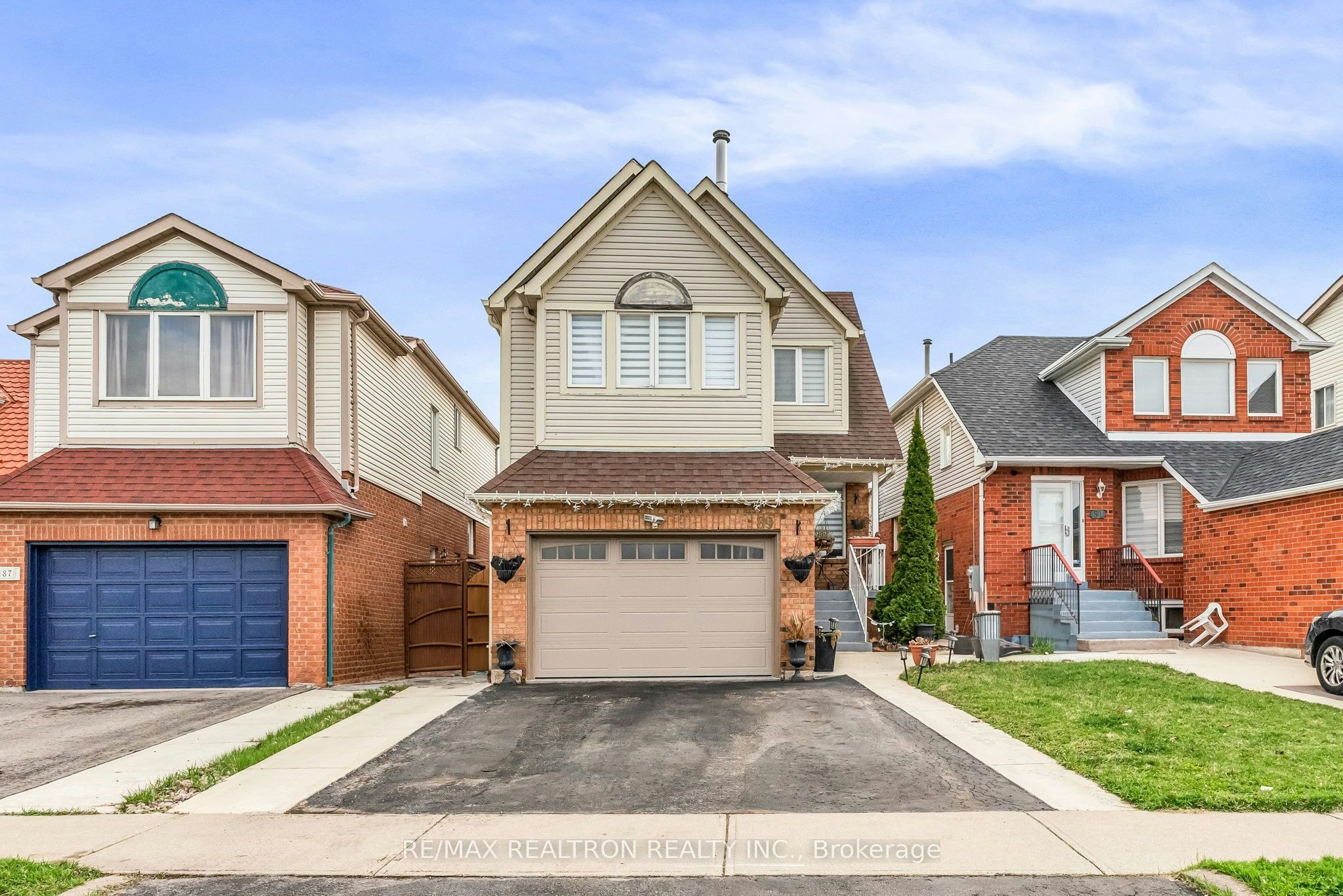 89 Beaconsfield Avenue, Brampton, ON, L6Y 4R6