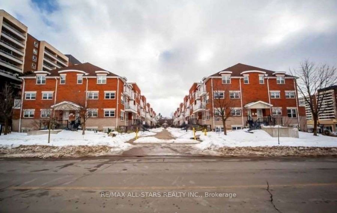 105-37 Four Winds Drive, Toronto, ON, M3J 1K7