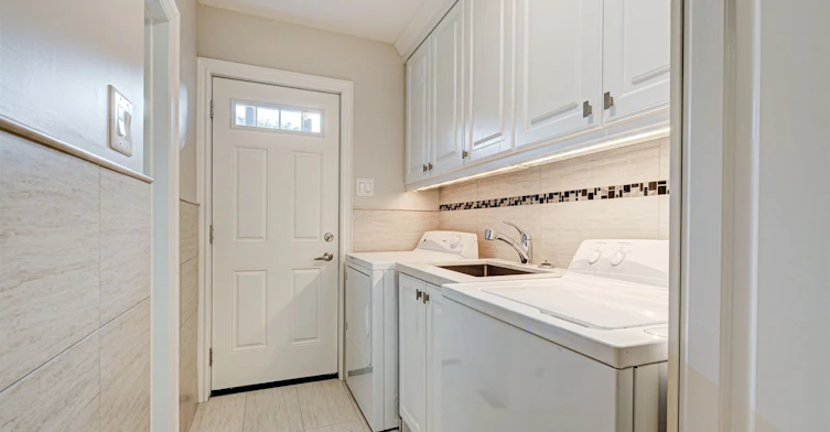 64 Ravensbourne Crescent, Toronto, ON, M9A 2A8 - 21