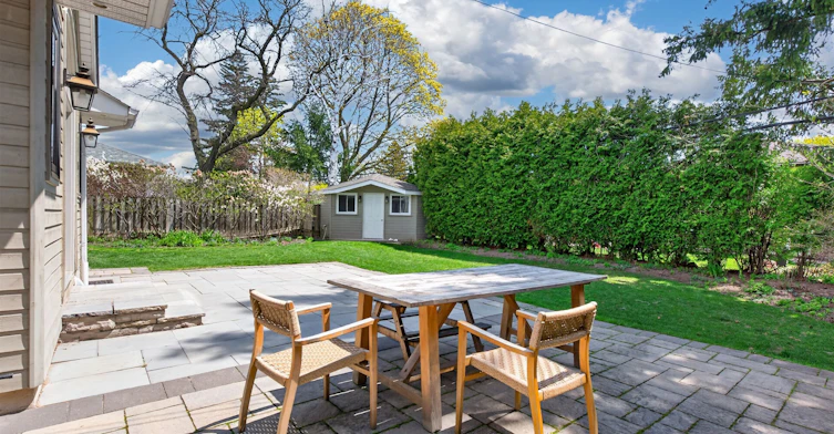 64 Ravensbourne Crescent, Toronto, ON, M9A 2A8 - 24