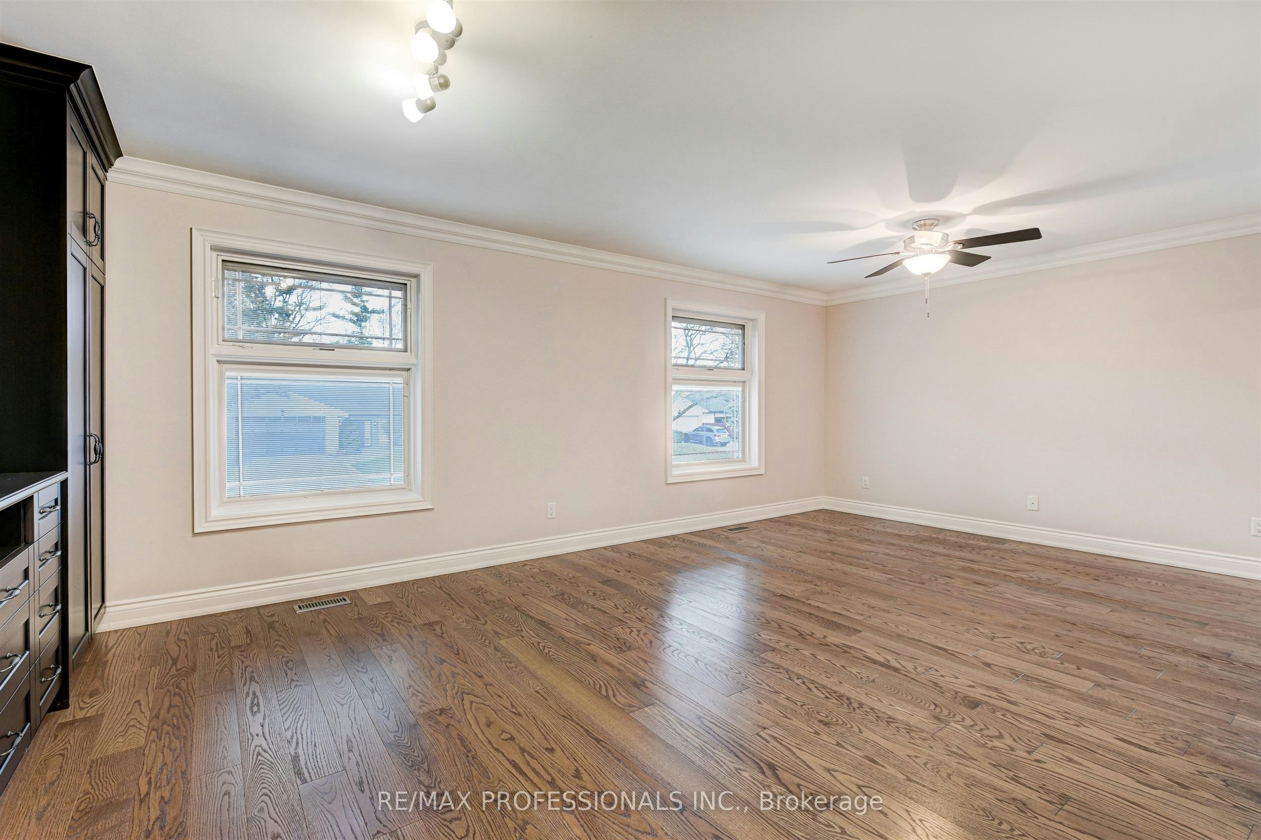 64 Ravensbourne Crescent, Toronto, ON, M9A 2A8 - 13
