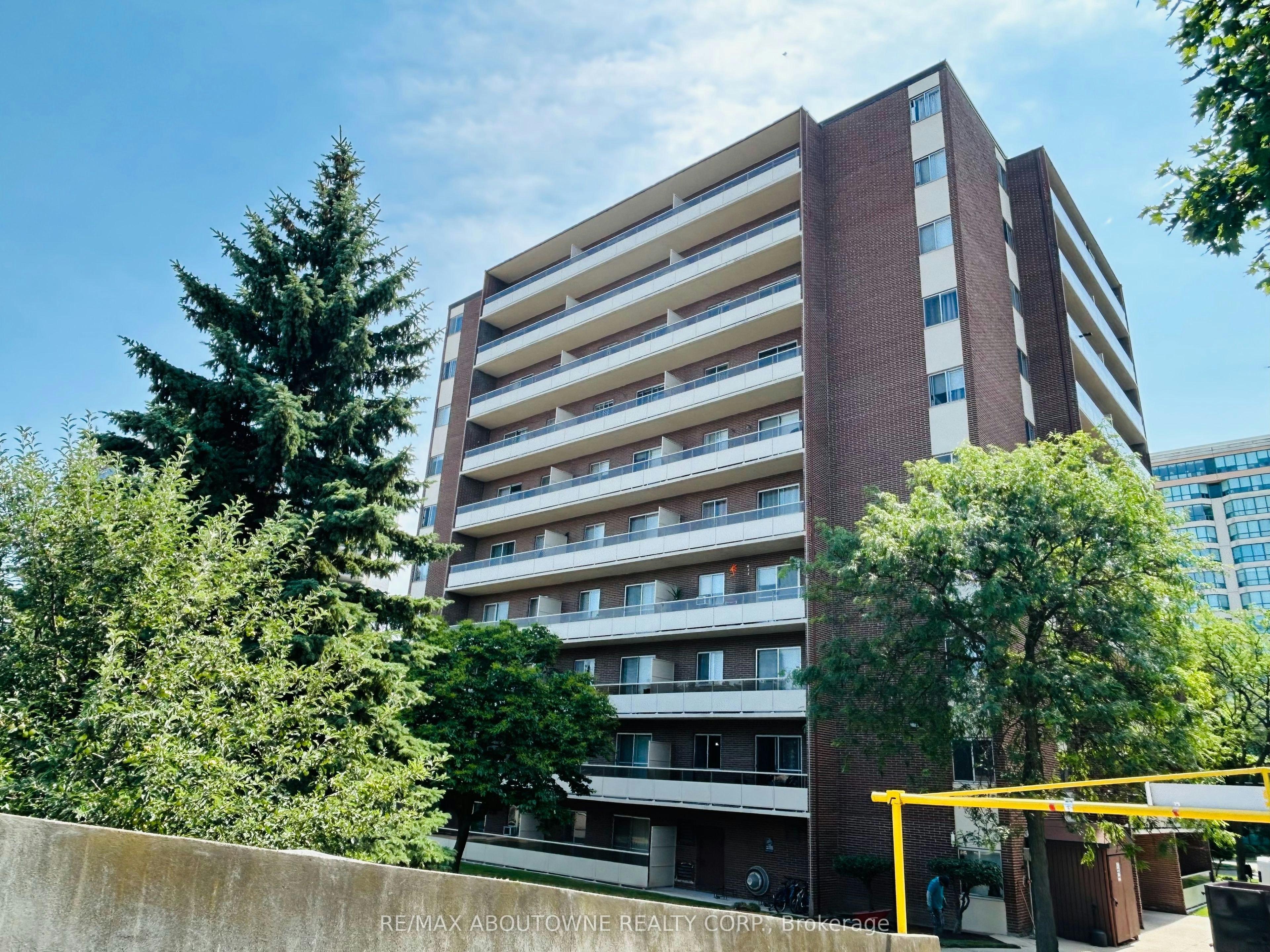 607-101 Millside Drive, Milton, ON, L9T 3C2 - 16