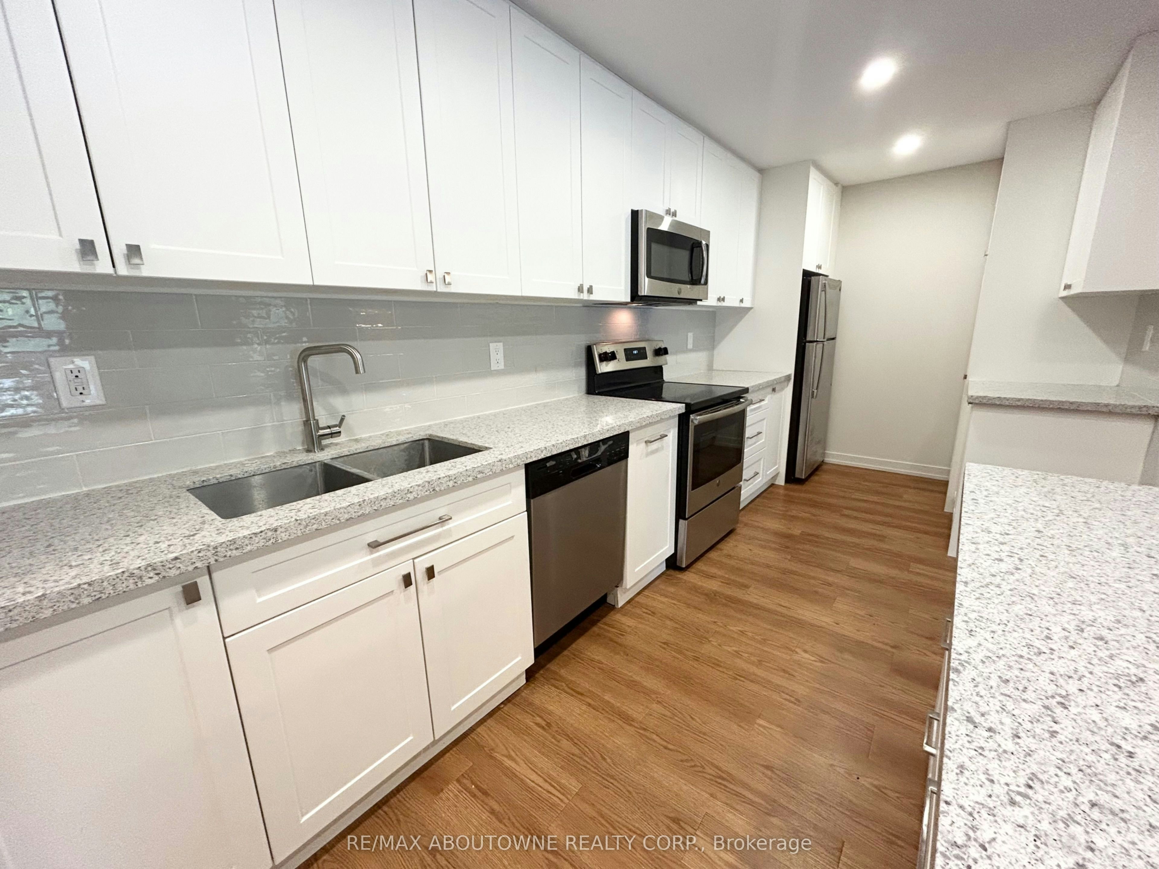 105-82 Millside Drive, Milton, ON, L9T 4A1 - 6