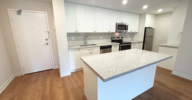 105-82 Millside Drive, Milton, ON, L9T 4A1 - 3