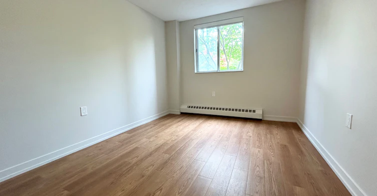 105-82 Millside Drive, Milton, ON, L9T 4A1 - 13