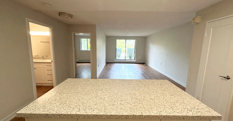 105-82 Millside Drive, Milton, ON, L9T 4A1 - 10