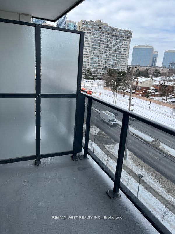 506W-202 Burhamthorpe Road E, Mississauga, ON, L5A 0B2 - 13