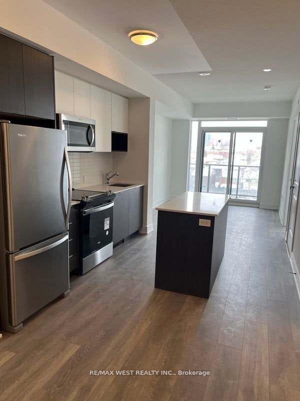 506W-202 Burhamthorpe Road E, Mississauga, ON, L5A 0B2 - 2