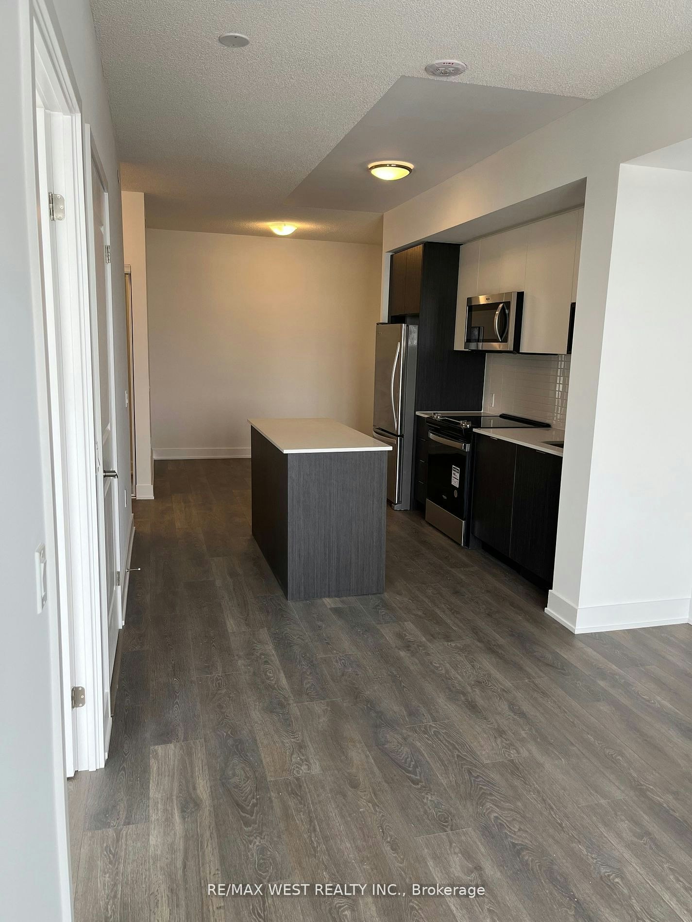506W-202 Burhamthorpe Road E, Mississauga, ON, L5A 0B2 - 3