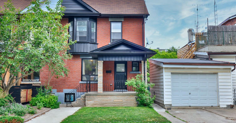 Lower-3 Roblocke Avenue, Toronto, ON, M6G 3R6 - 8