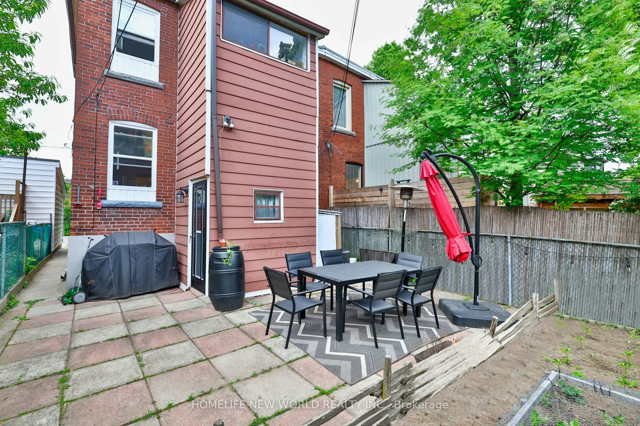 Lower-3 Roblocke Avenue, Toronto, ON, M6G 3R6 - 9