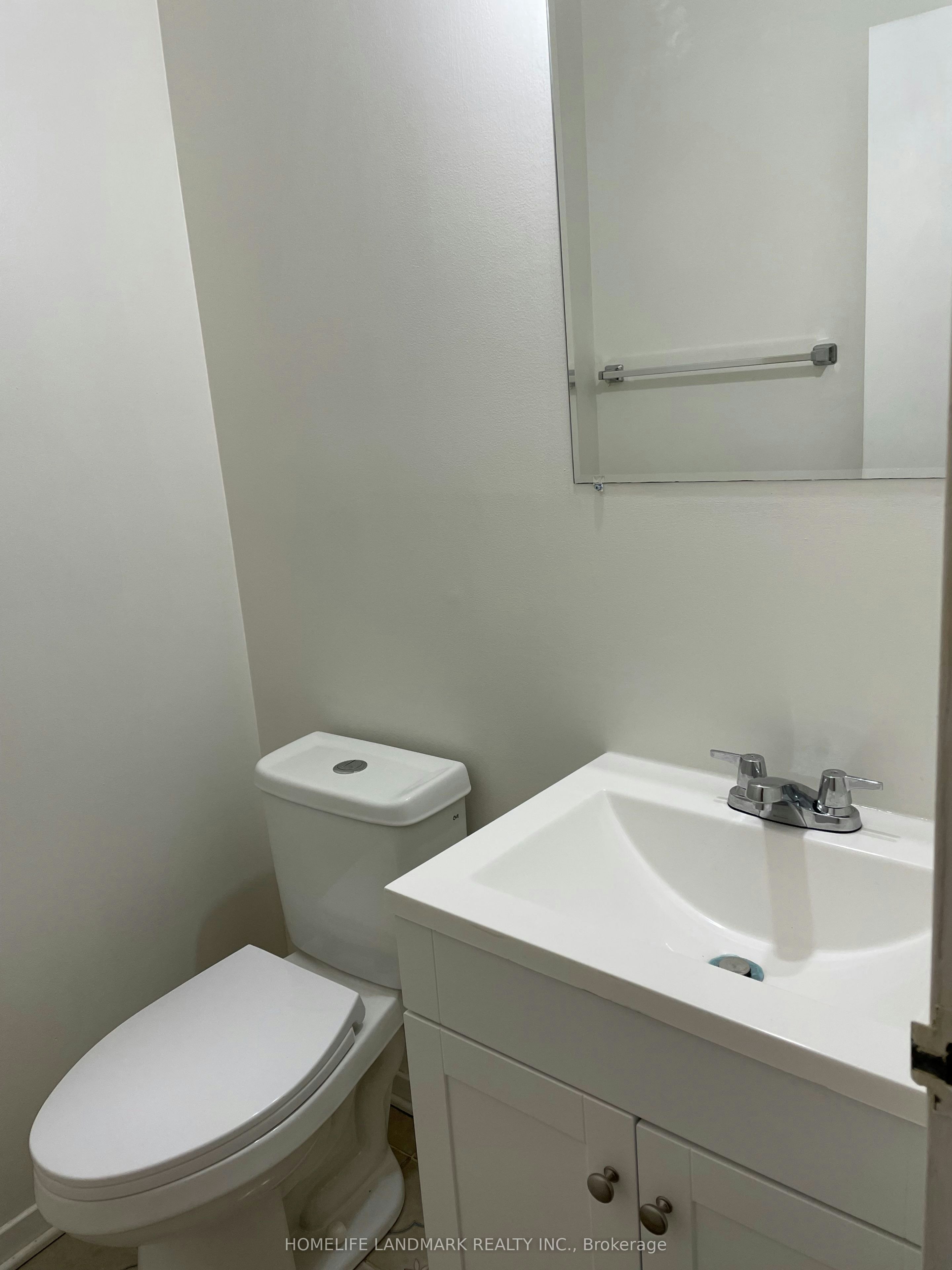 3025 The Credit Woodlands N/A, Mississauga, ON, L5C 2V3