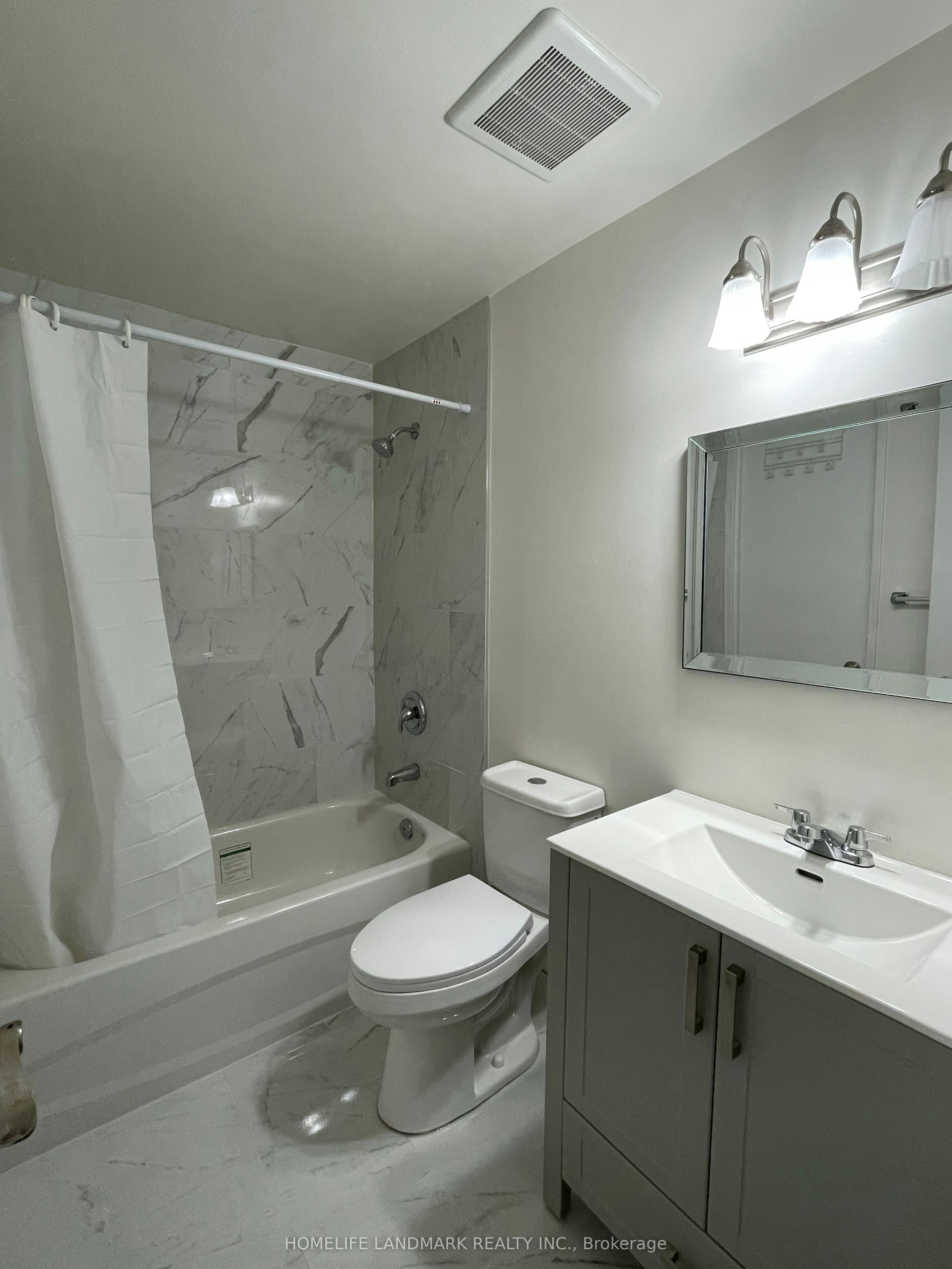3025 The Credit Woodlands N/A, Mississauga, ON, L5C 2V3 - 2